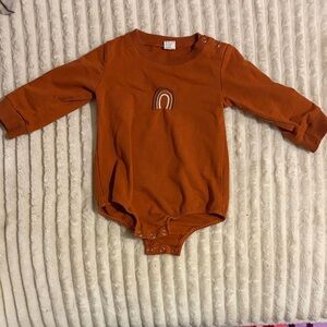 SHEIN Burnt Orange Kids Bodysuit